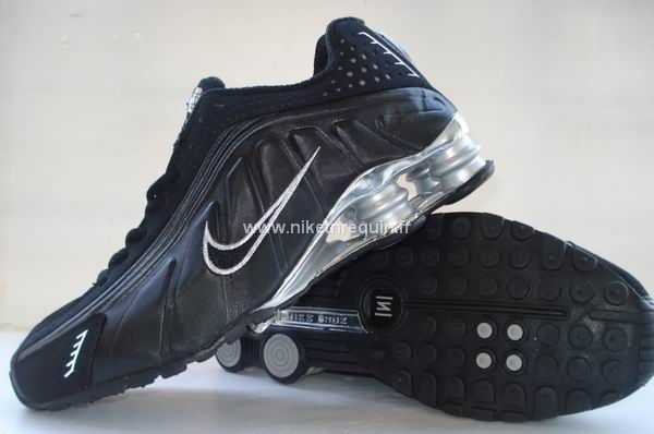 Nike Shox R4 Hommes Noirs